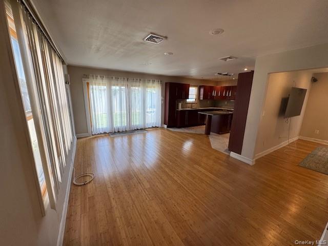 Foto del edificio - 2641 Montauk Ave