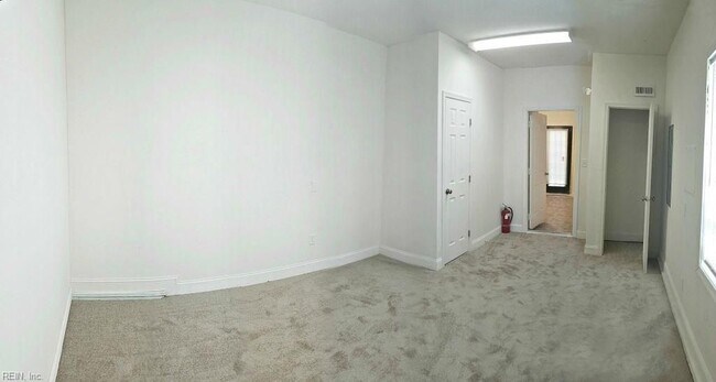 Foto del edificio - 874 W 42nd St