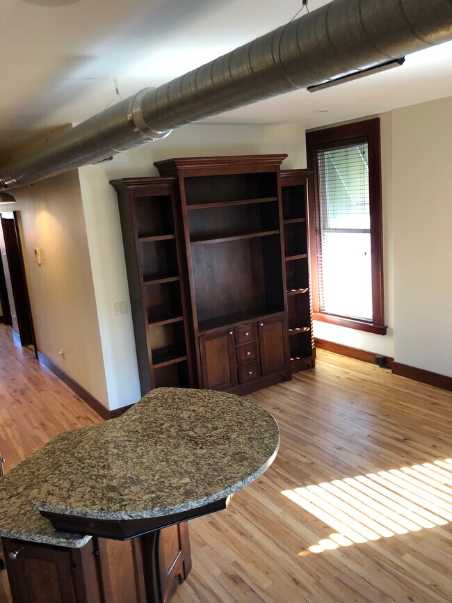 Building Photo - 29 E Genesee St