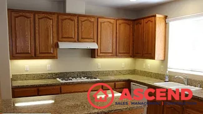 Building Photo - Splendid 5 Bedroom Off Westside Parkway!