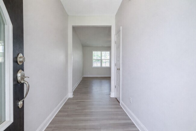 Foto del edificio - 106 Cobbleton Dr