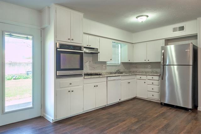 Building Photo - 2657 San Medina Ave