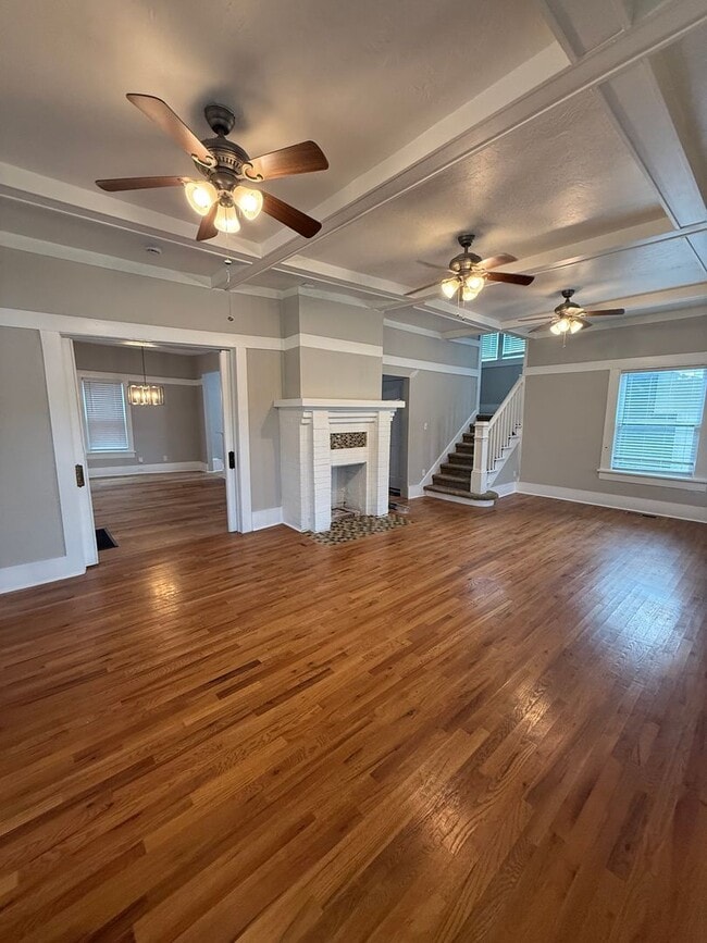 Building Photo - Remodeled Charmer in the Urban Core – Fres...