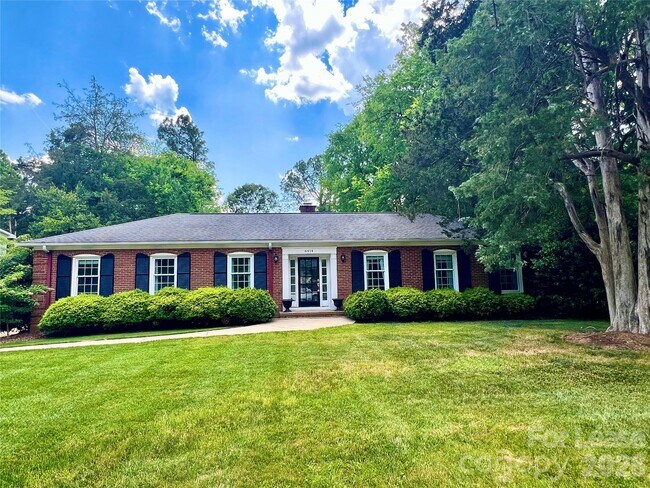Foto del edificio - 6414 Greencove Dr