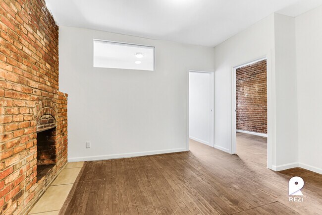 Foto del edificio - 309 W 29th St