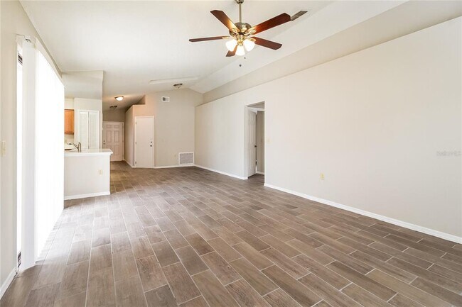 Building Photo - 257 Churchill Ct