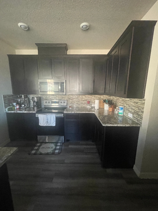 Building Photo - 3201 Solana Cir