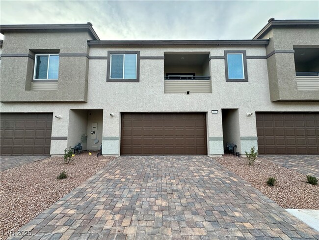 Building Photo - 337 Laurel Peak Dr
