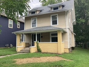 Building Photo - 3827 Graceland Ave
