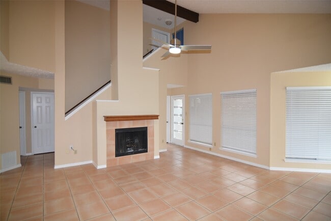Building Photo - 7010 Camino Verde Dr