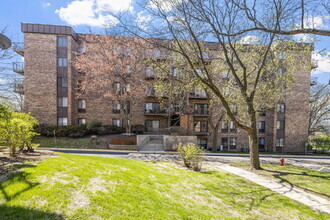 Building Photo - 425 Walnut Creek Rd