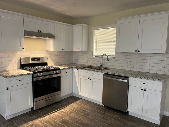 Foto del edificio - 3014 Nona Cir