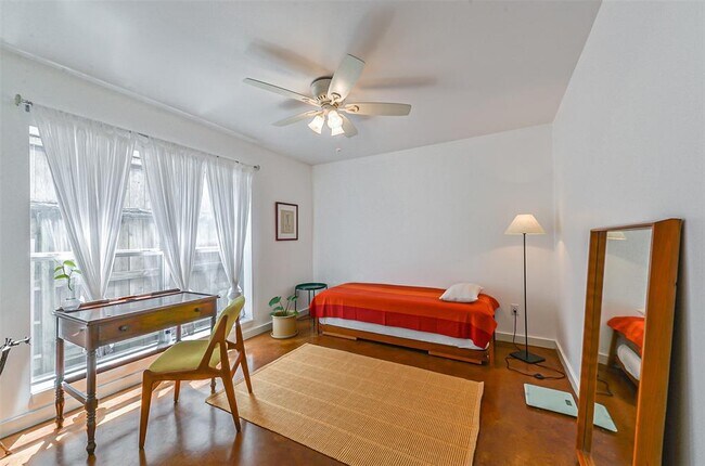 Foto del edificio - 1530 Drew St