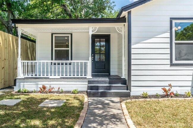 Foto del edificio - 1310 Blair St