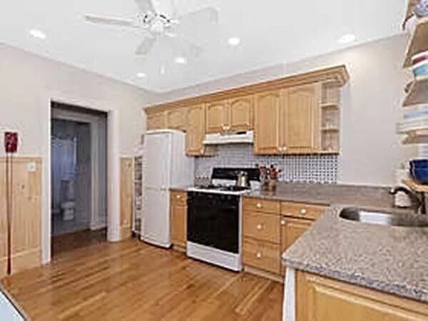 Foto del edificio - 70 Wren St