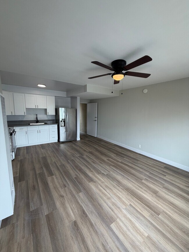 Foto del edificio - 3820 W 27th St