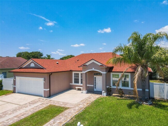 Foto del edificio - 5 br, 3 bath House - 2725 R Woodstream Circle