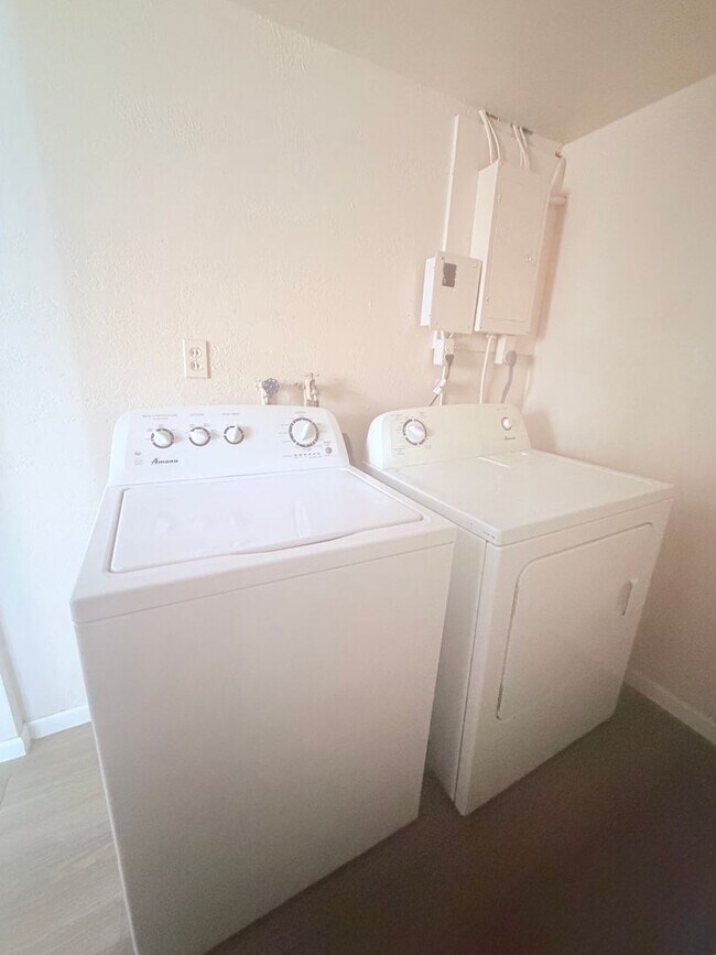 Foto del edificio - House for rent!