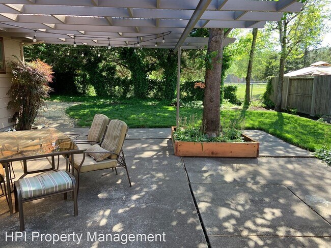 Building Photo - 3 br, 2 bath House - 2426 Neotomas Lane