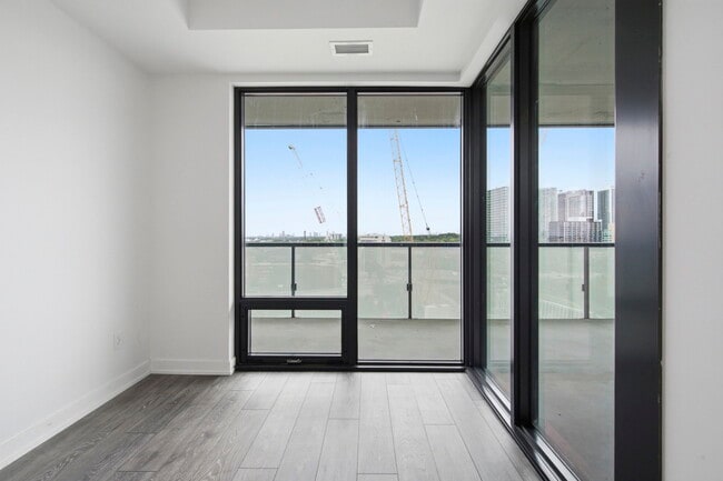 Building Photo - The Residences at Central Park