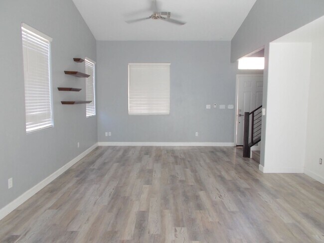 Foto del edificio - Modern 3-Bedroom Home in Prime Location with Stylish Upgrades