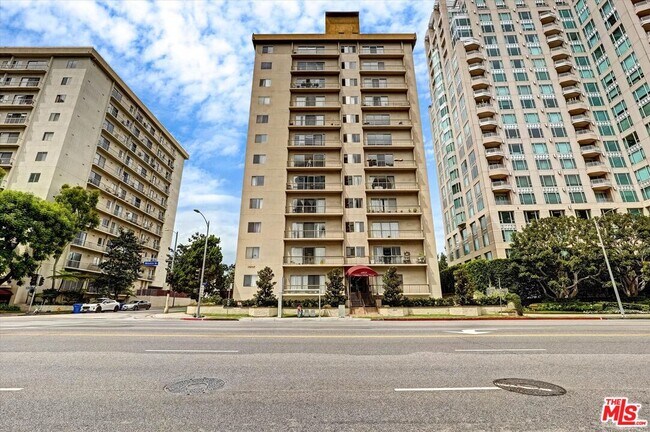 Foto del edificio - 10747 Wilshire Blvd