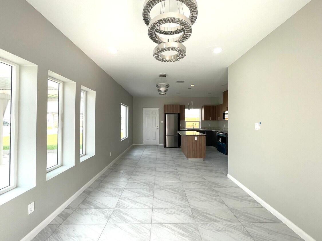 1417 Alta Vista Dr Unit 1, Progreso Lakes, TX 78596 Apartments in