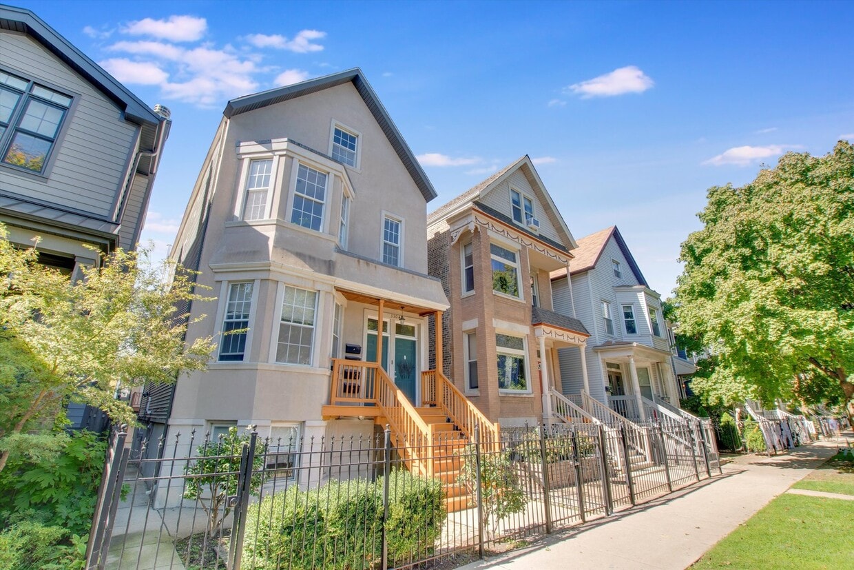Primary Photo - 3304 N Hamilton Ave