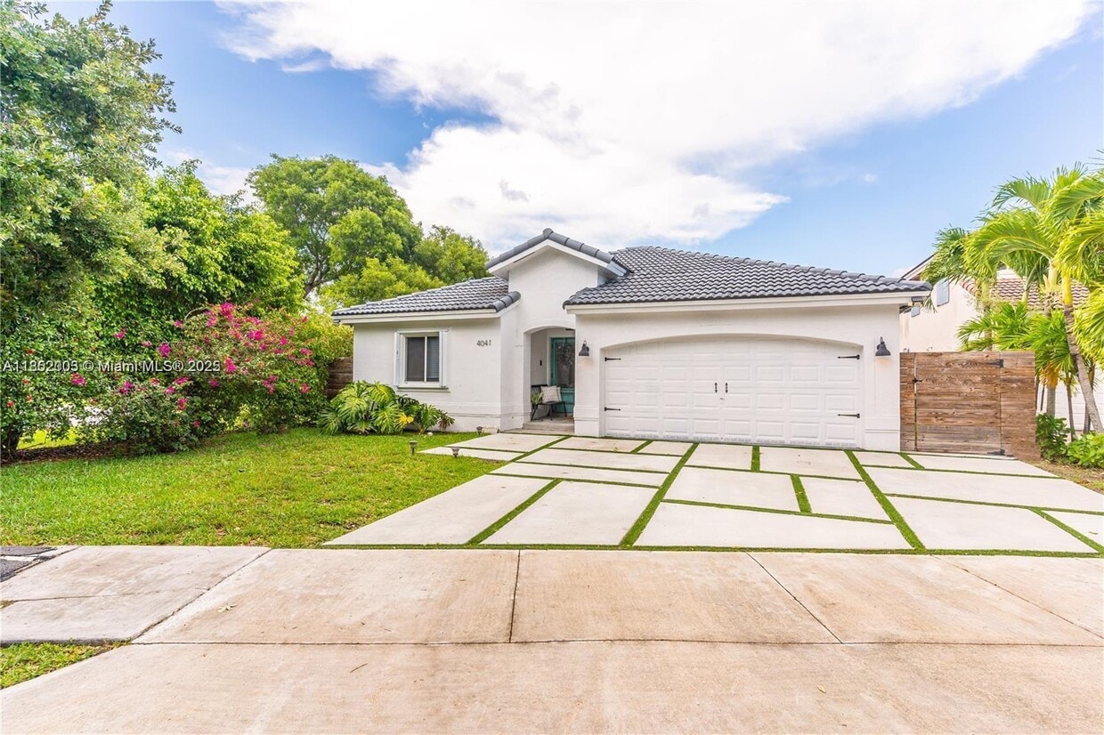 Foto principal - 4041 SW 148th Pl