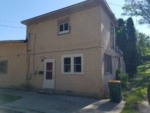 Building Photo - 412 Winter Ave