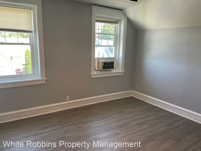 Building Photo - 1 br, 1 bath House - 2302 N. Harrison St - #3