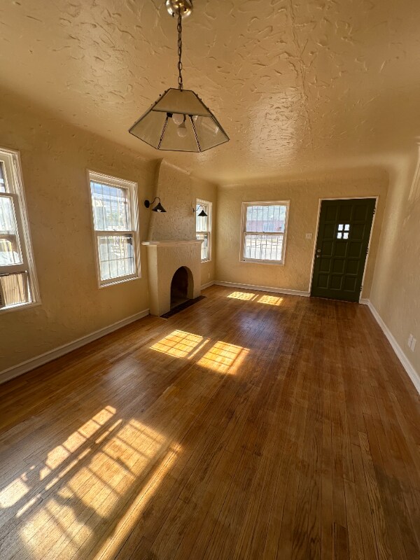 Foto principal - 3030 Nashville Ave