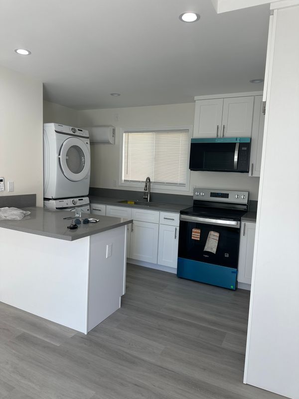 Foto del edificio - 8153 San Juan Ave