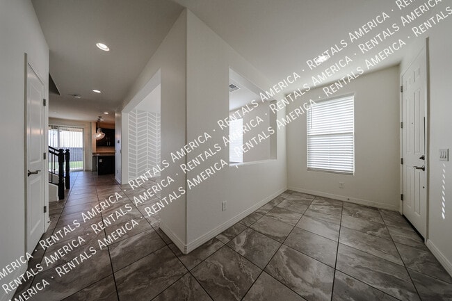 Foto del edificio - 17965 W Encinas Ln
