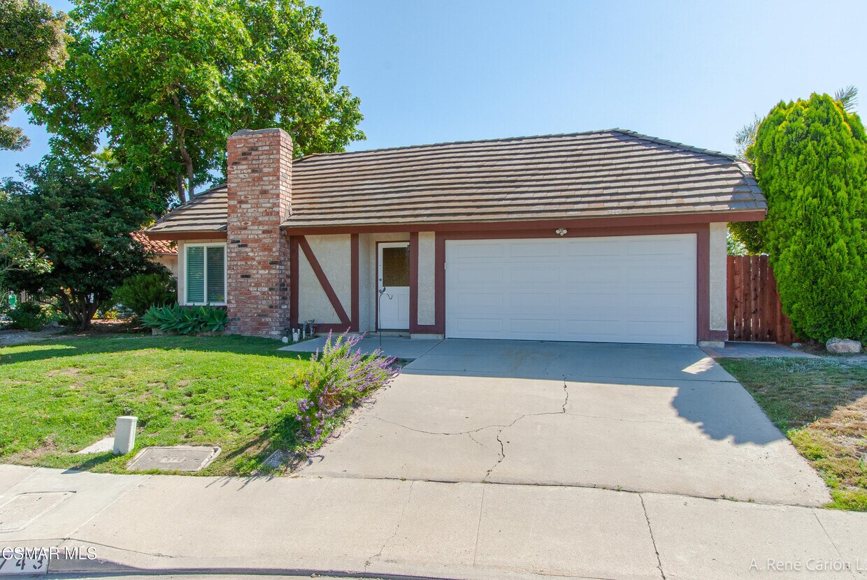 Foto principal - 2743 Rustic Glen Dr