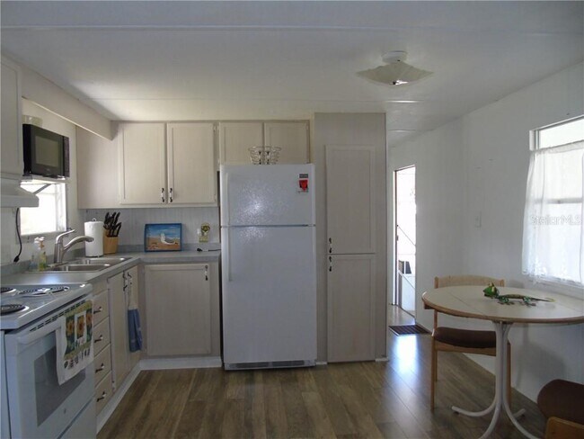 Building Photo - 1326 Ibis Dr