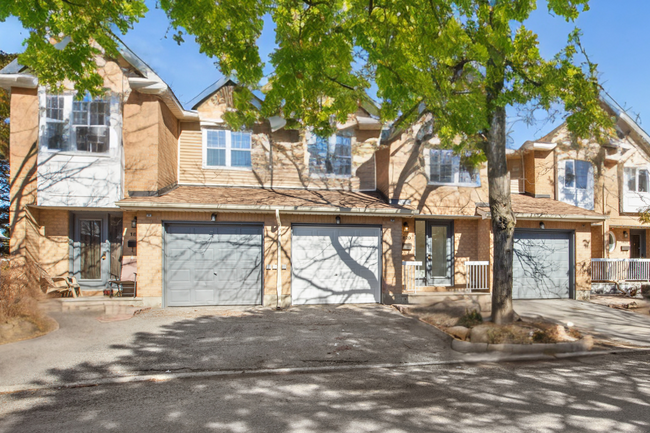 Building Photo - Aspen Village Townhomes