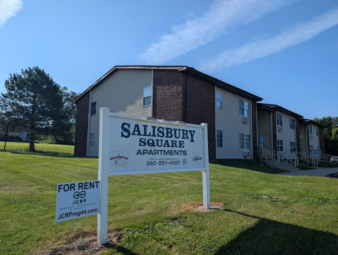 Primary Photo - 2 Bedroom Apartment in Salisbury