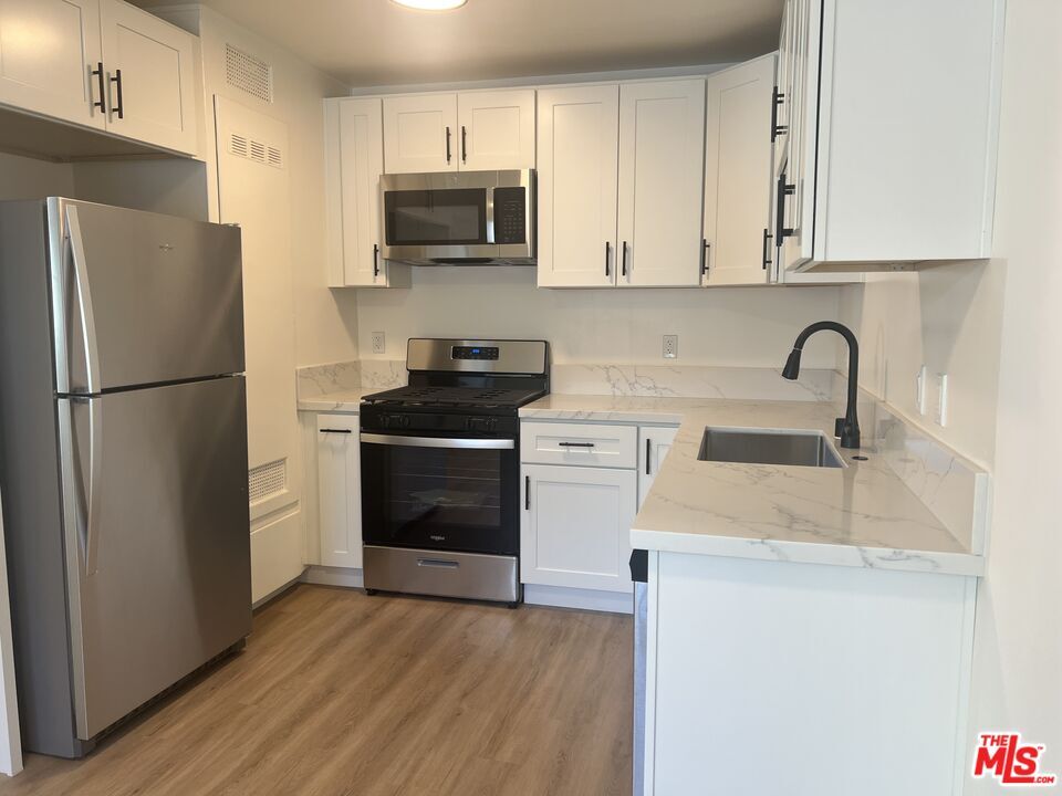 Foto principal - 1411 Innes Pl