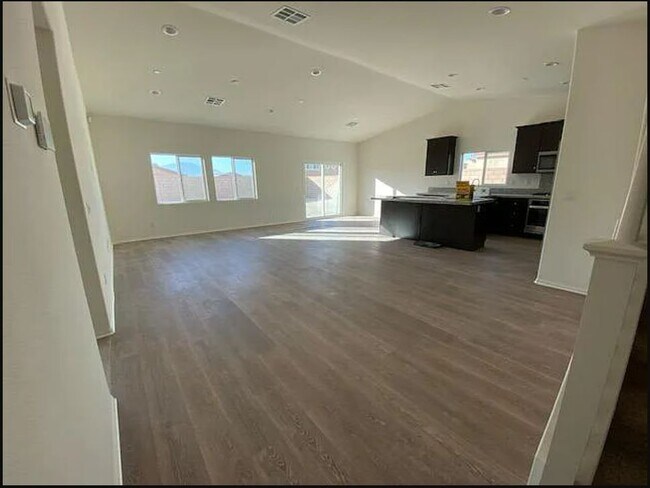 Building Photo - 44159 Le Blanc Ct