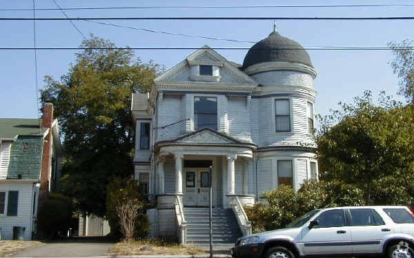 Foto del edificio - 1502 Grand St