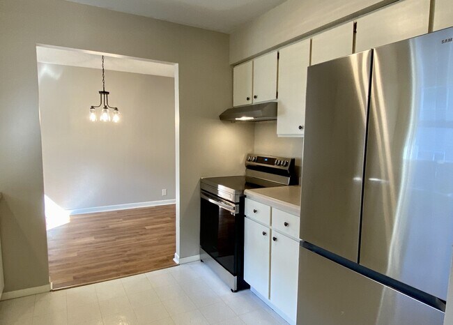 Foto del edificio - 2009 Crescent Dr