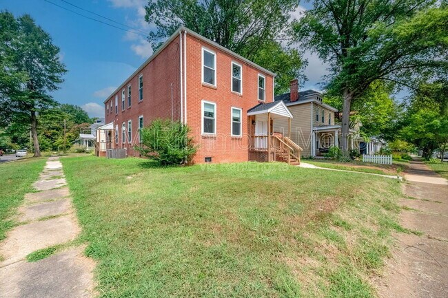 Foto del edificio - 2619 Semmes Ave