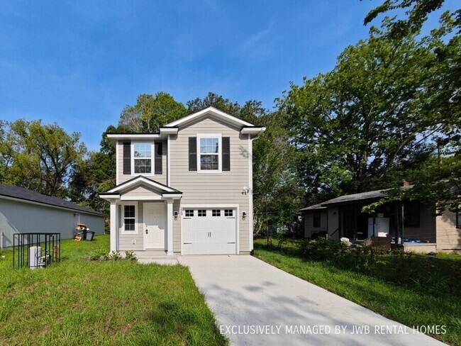 Building Photo - 220 Willow Branch Ave