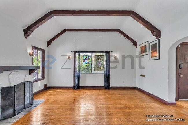 Foto del edificio - 1801 E 24th St