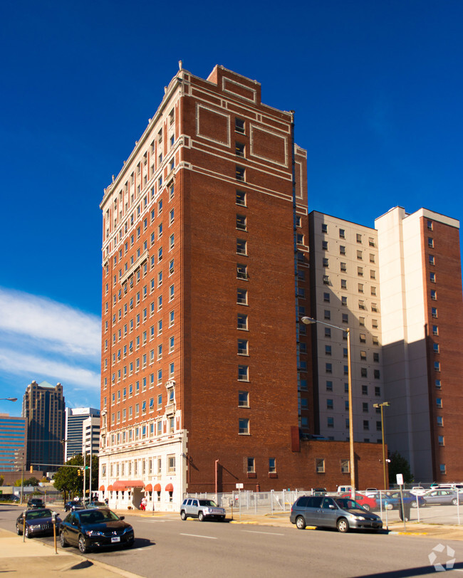 Building Photo - Bankhead Towers