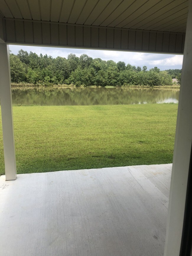 Foto del edificio - 35603 Grovemont Dr