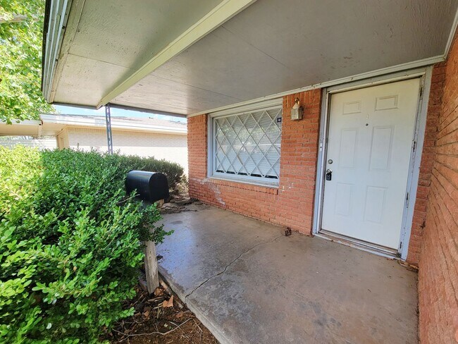 Foto del edificio - MOVE IN SPECIAL!!! 1/2 off fFirst Month!! ...