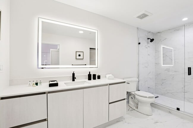 1 habitación, 1 baño - 750 pies cuadrados - Baño - 101 Dania Beach