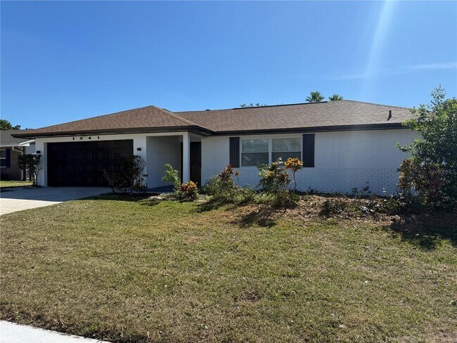 Foto del edificio - 1041 Manchester Cir